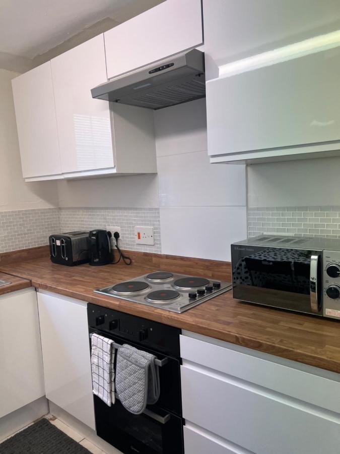 2 Bedroom Flat, 2 Minutes Walk To Bethnalgreen Station, Central Λονδίνο Εξωτερικό φωτογραφία